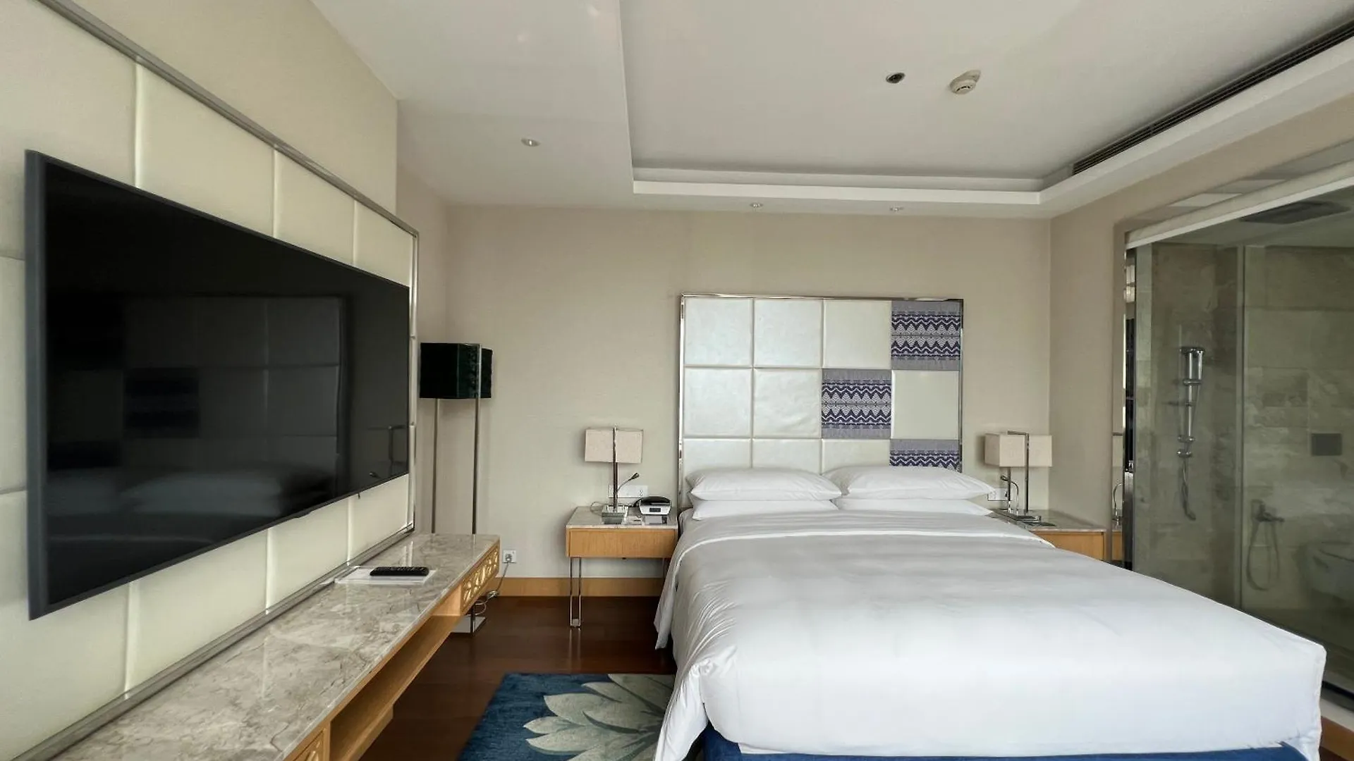 Renaissance Dhaka Gulshan Hotel