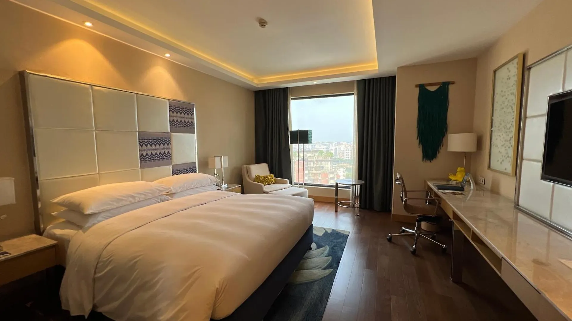 Renaissance Dhaka Gulshan Hotel 5*,