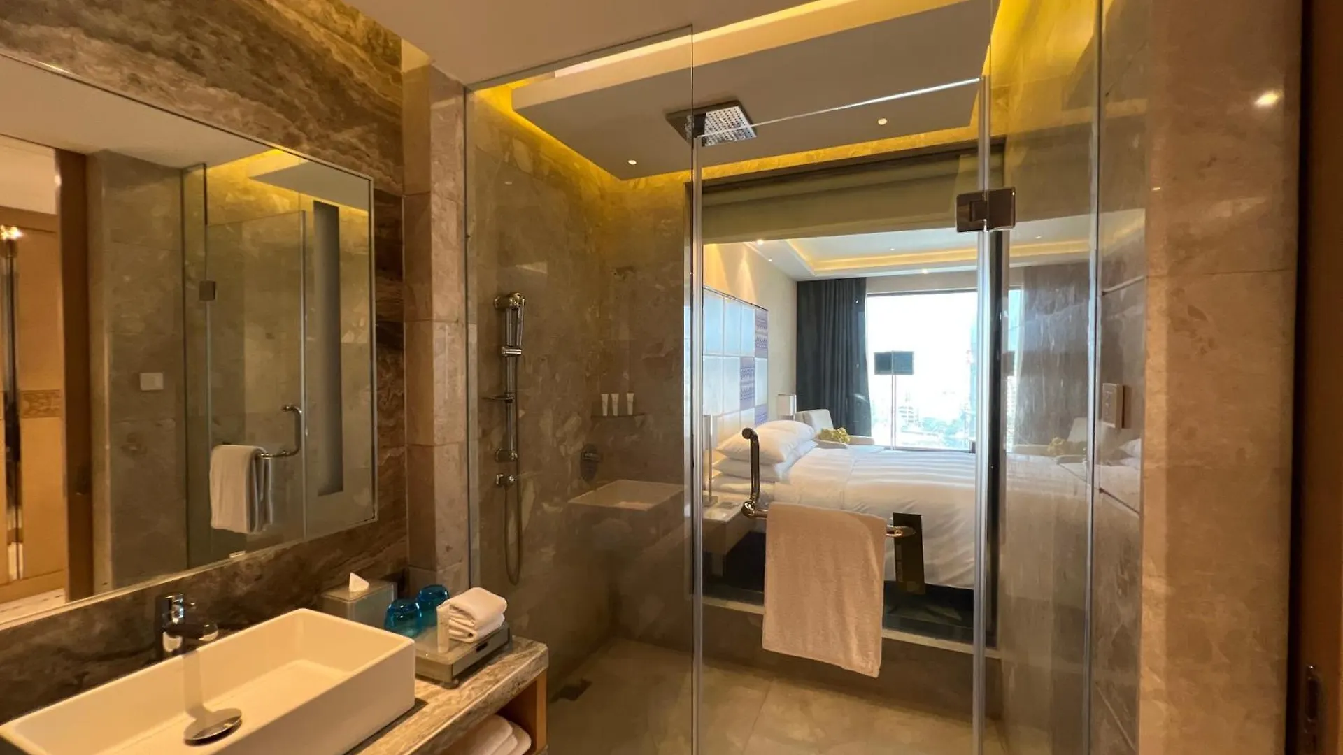 Renaissance Dhaka Gulshan Hotel