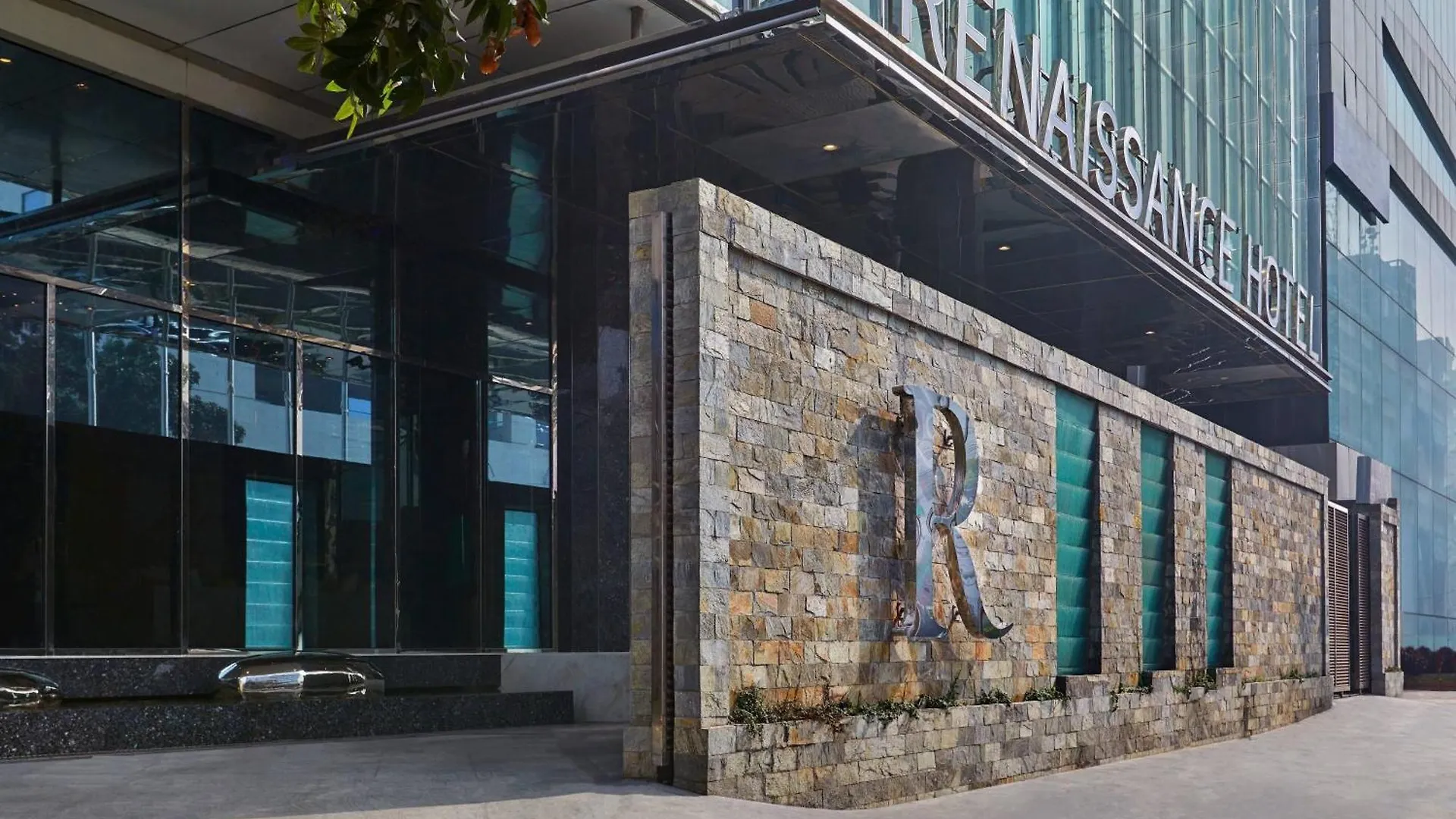 Renaissance Dhaka Gulshan Hotel 5*,  Bangladesh