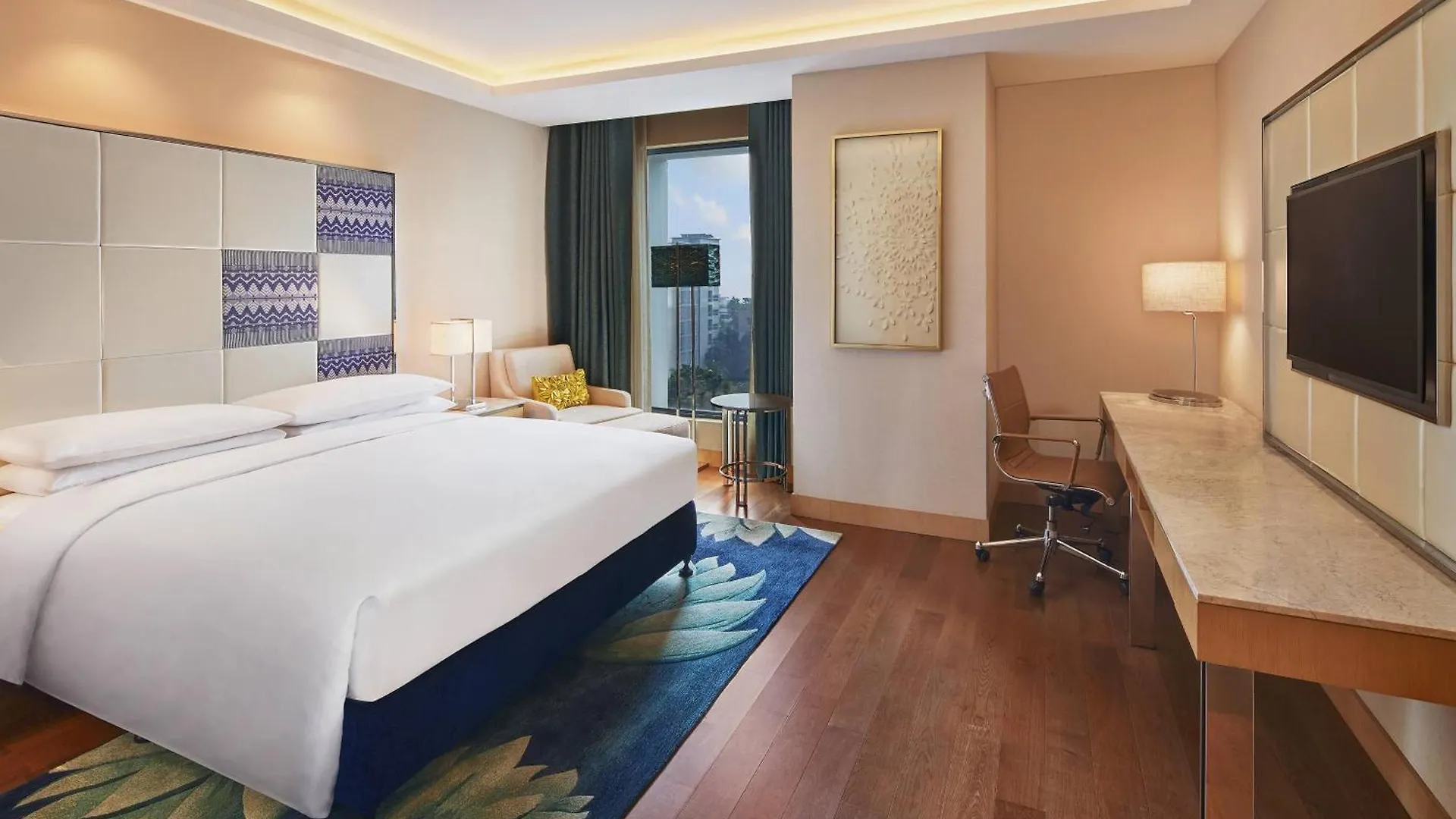 Renaissance Dhaka Gulshan Hotel