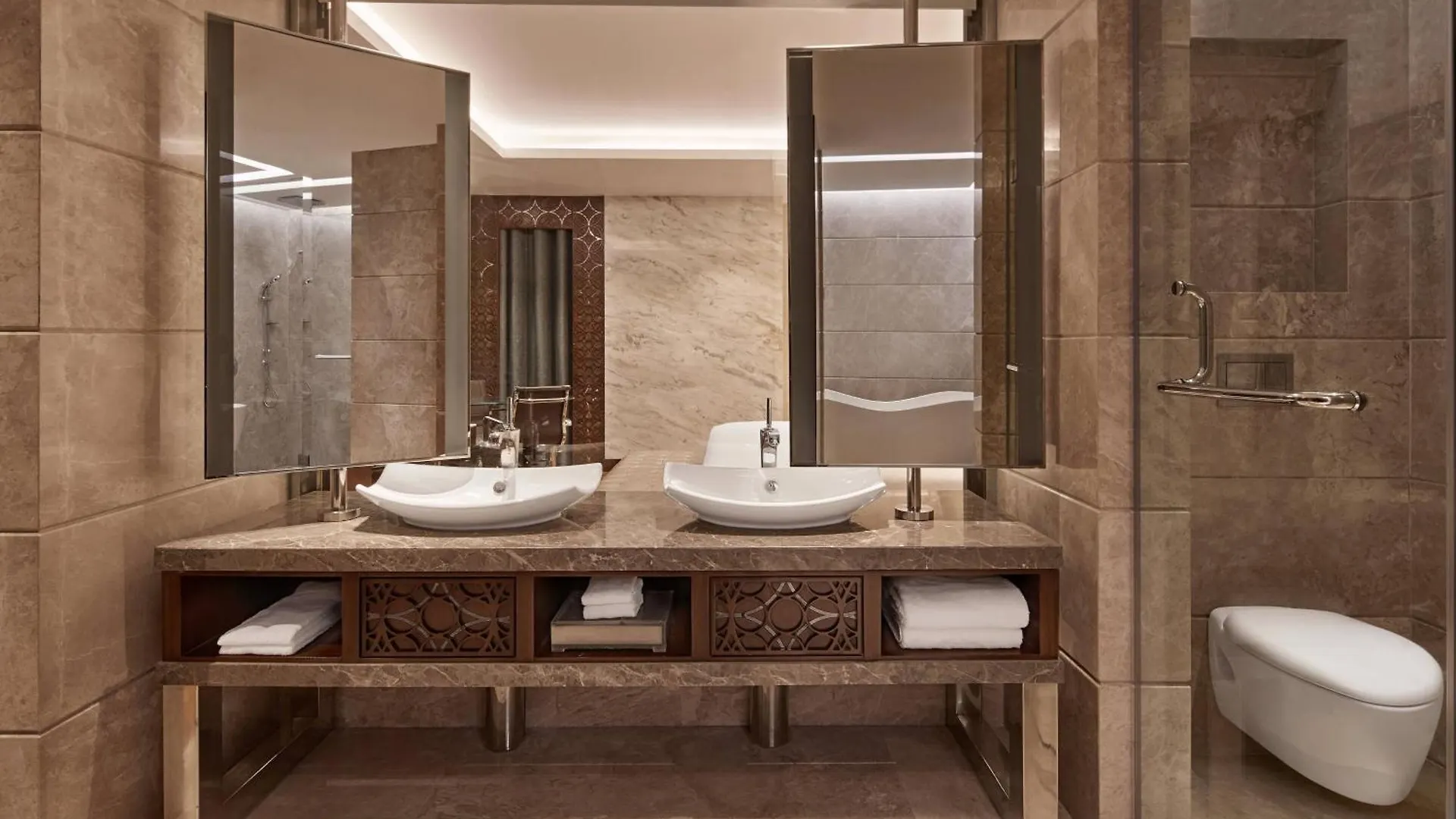 Renaissance Dhaka Gulshan Hotel Bangladesh