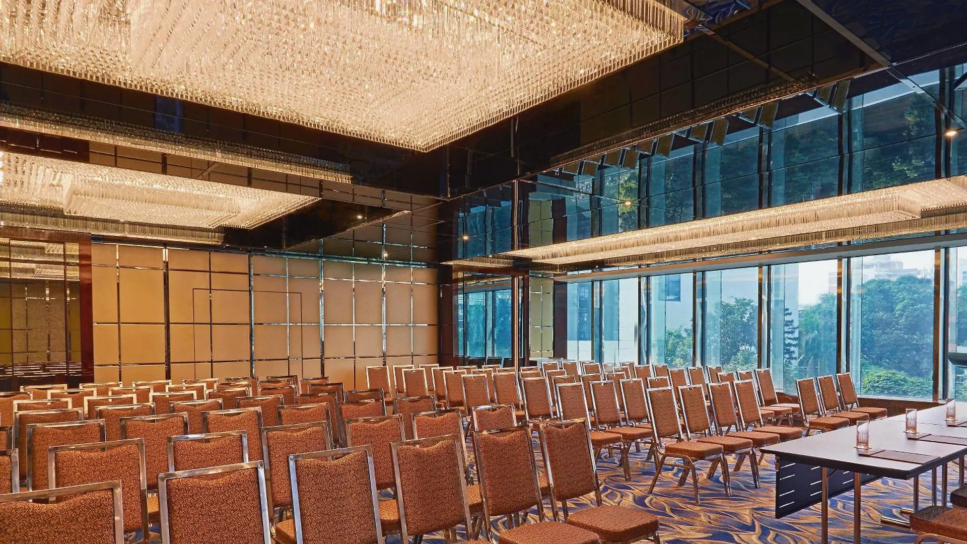 Renaissance Dhaka Gulshan Hotel 5*,  Bangladesh