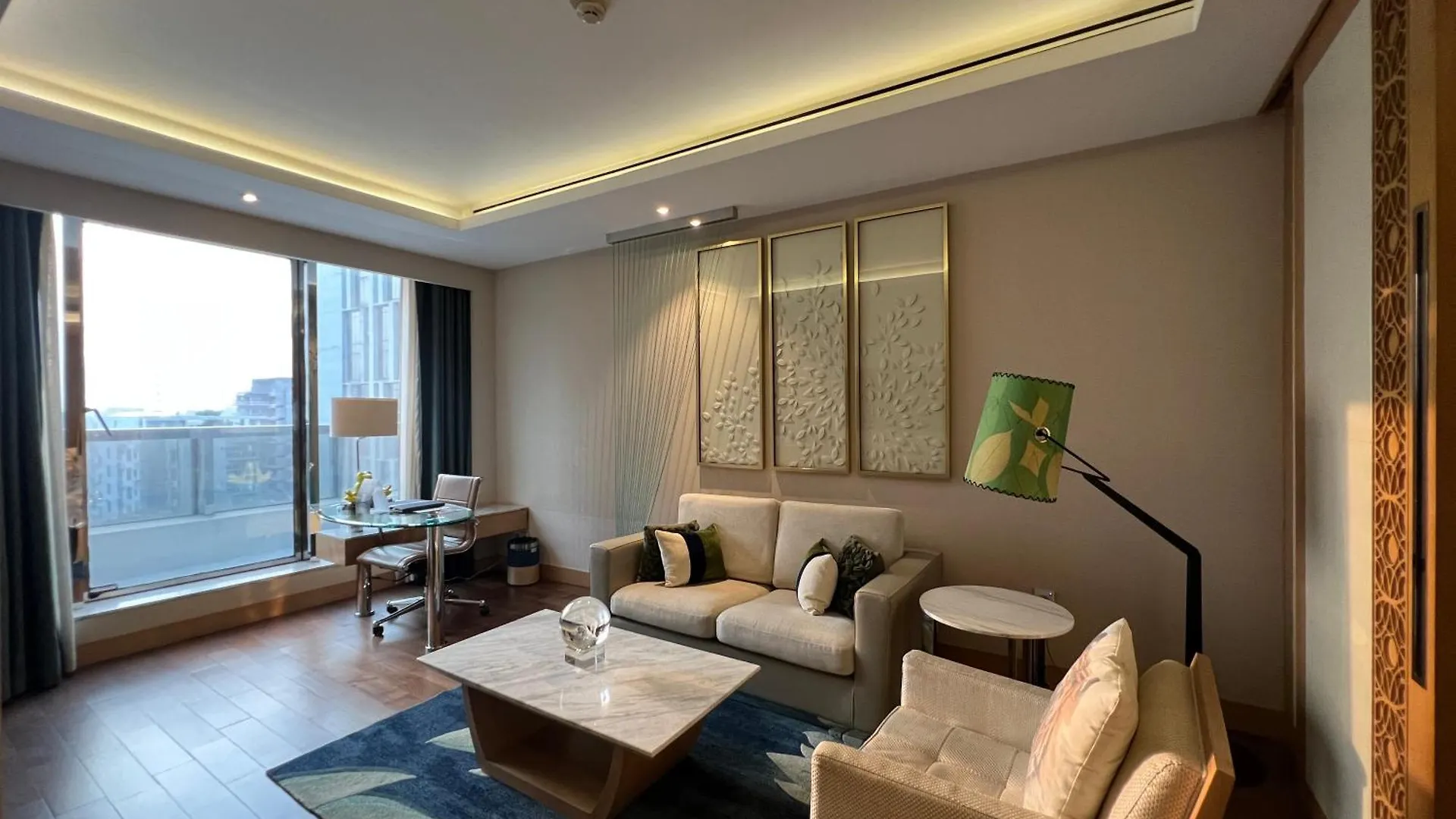 Renaissance Dhaka Gulshan Hotel 5*,